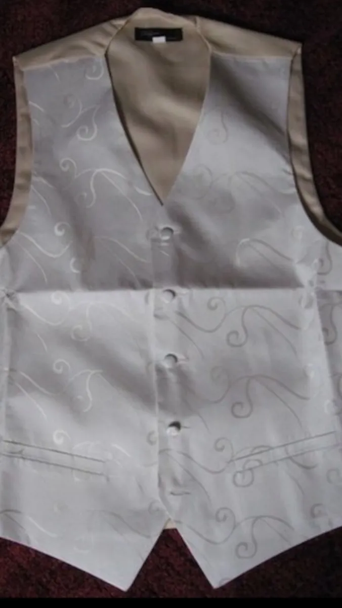 Waistcoats - Image 3