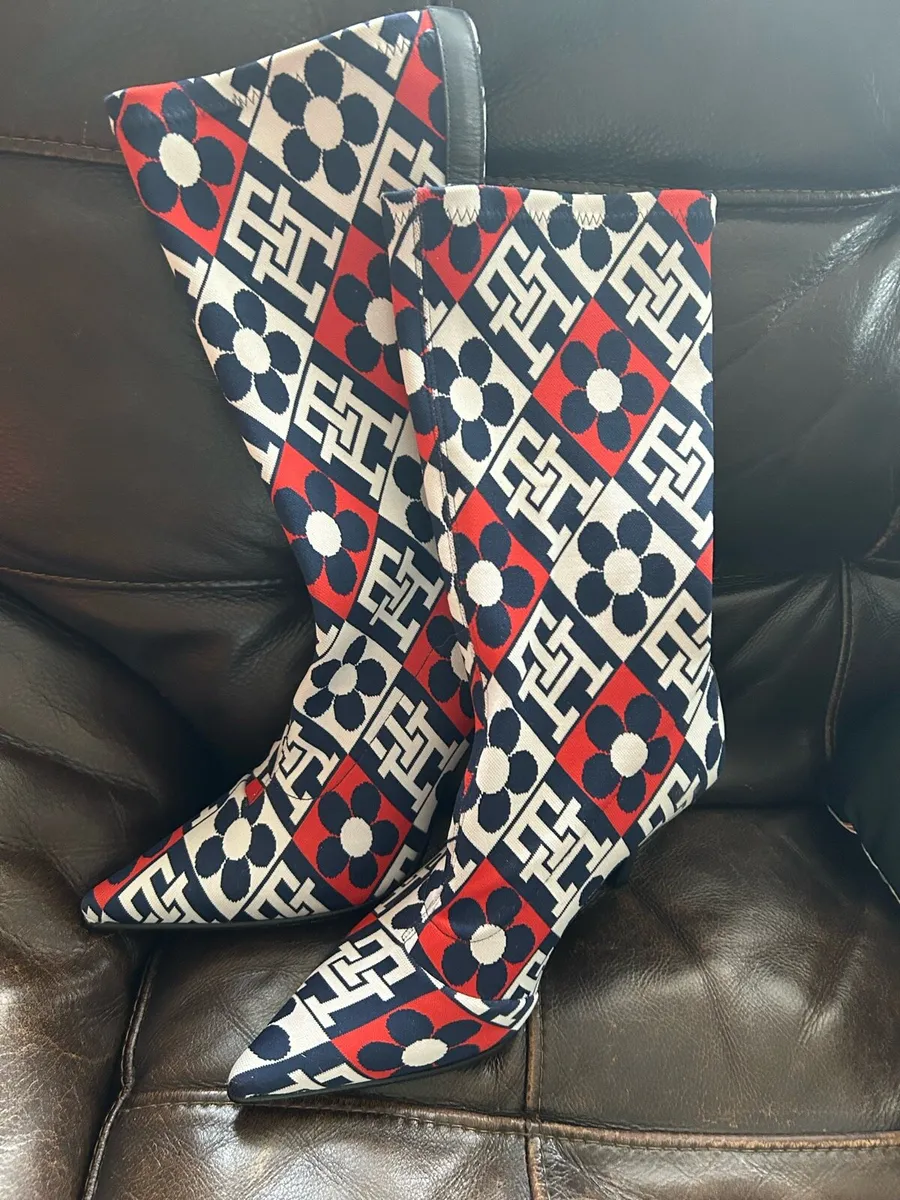 Tommy Hilfiger  Stiletto Boots size 6.5 EUR 40 - Image 4