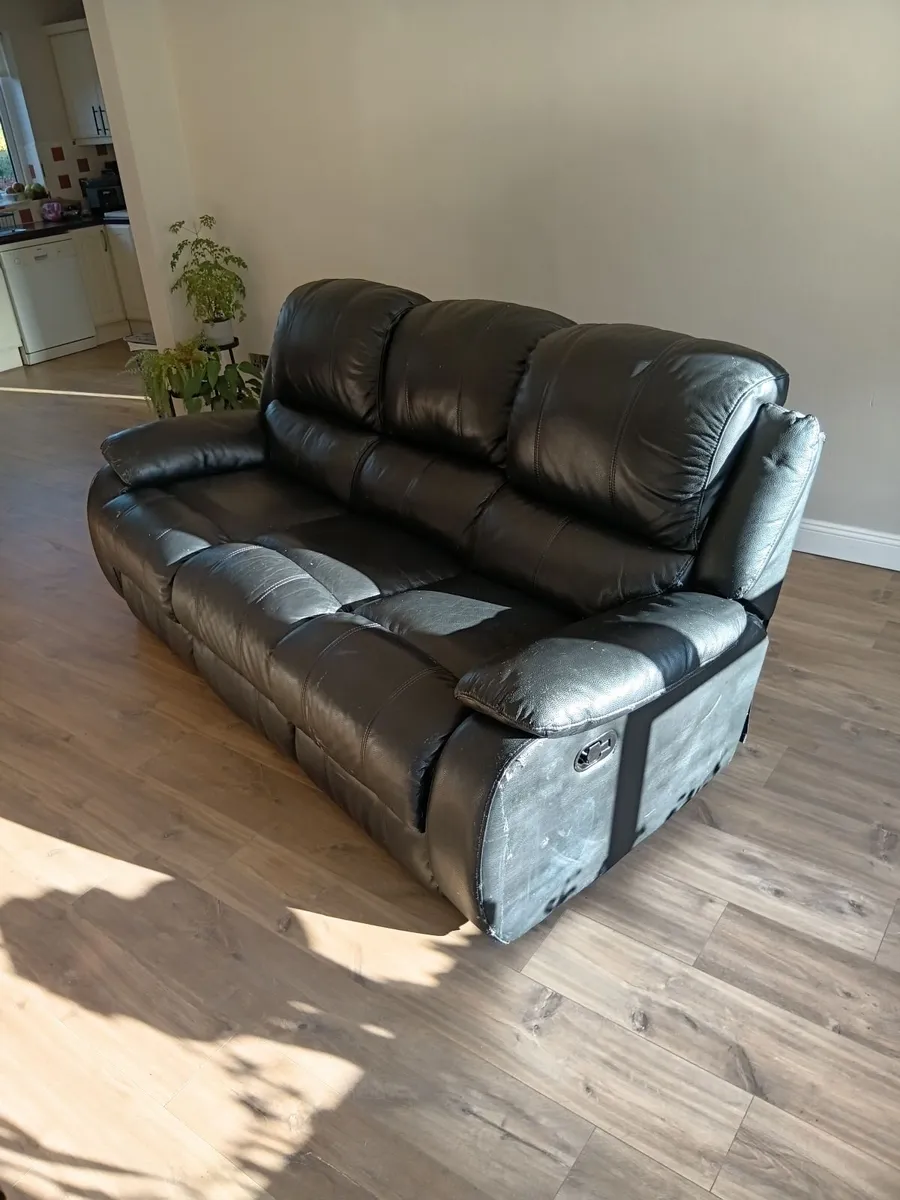 Recliner Sofa - Image 1