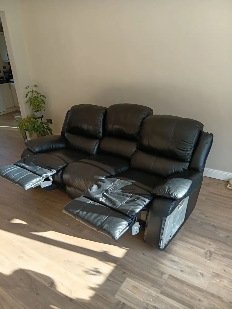 Recliner Sofa - Image 3