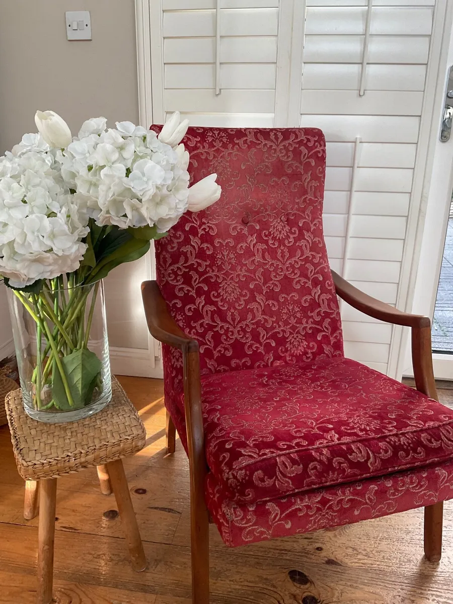 Mid century teak arm chair - Image 1
