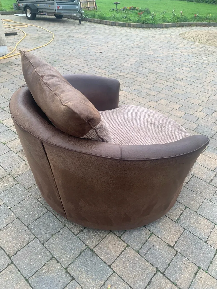 Nest chair - Image 3