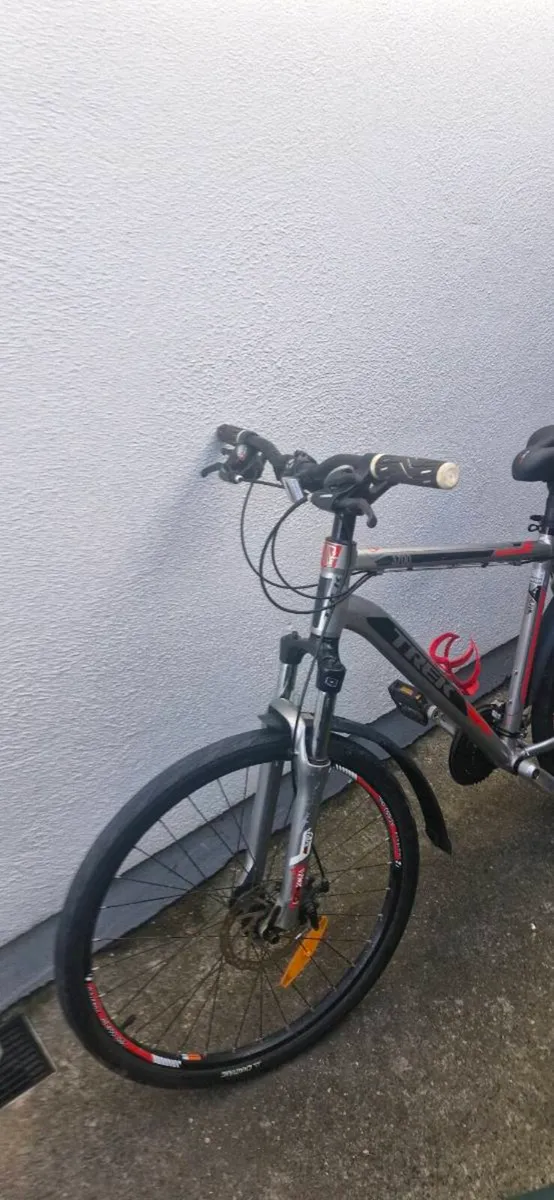 Trek 3700 - Image 3