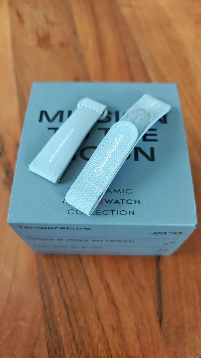 Swatch Omega Mission to the Moon (needs battery) - Image 2