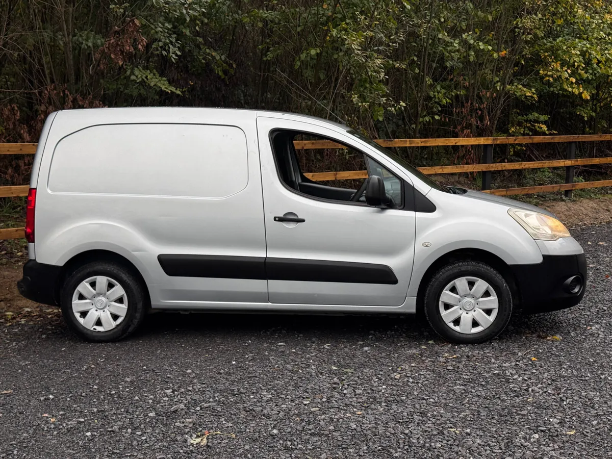 Citroen Berlingo 85K Miles 3 Seats - DOE 8/27 - Image 2