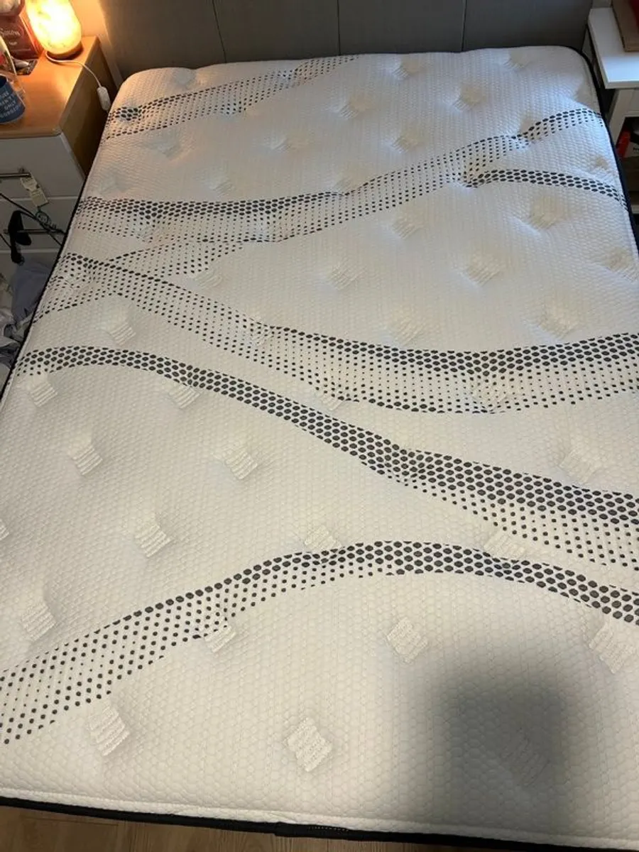 Double Mattress - Image 3