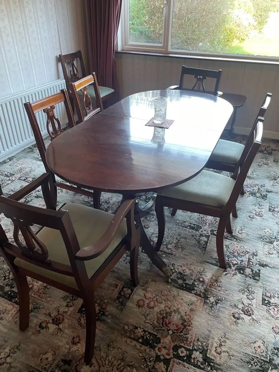 vintage mahogany table and chairs - Image 1