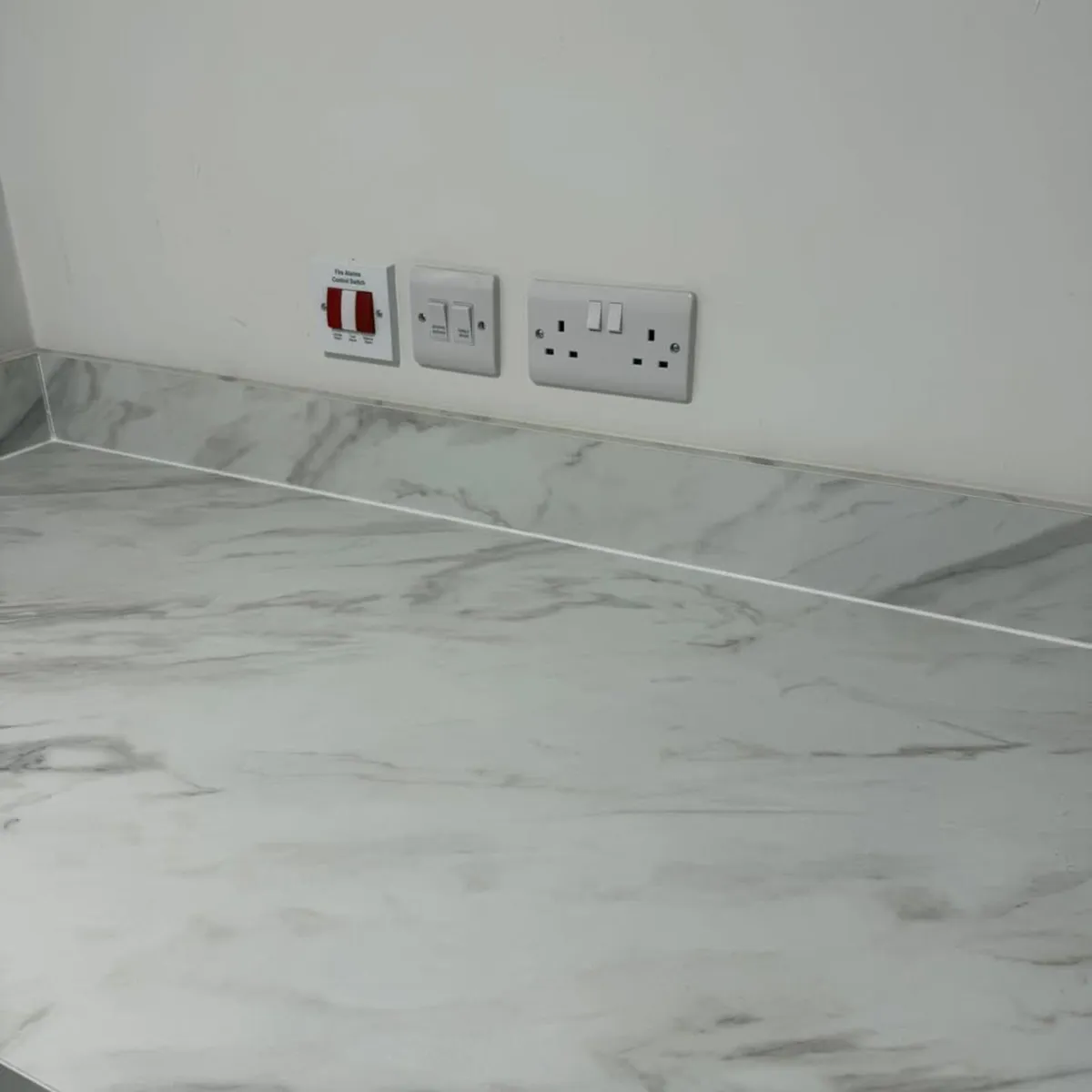Kitchen Counter and Sink - Image 4