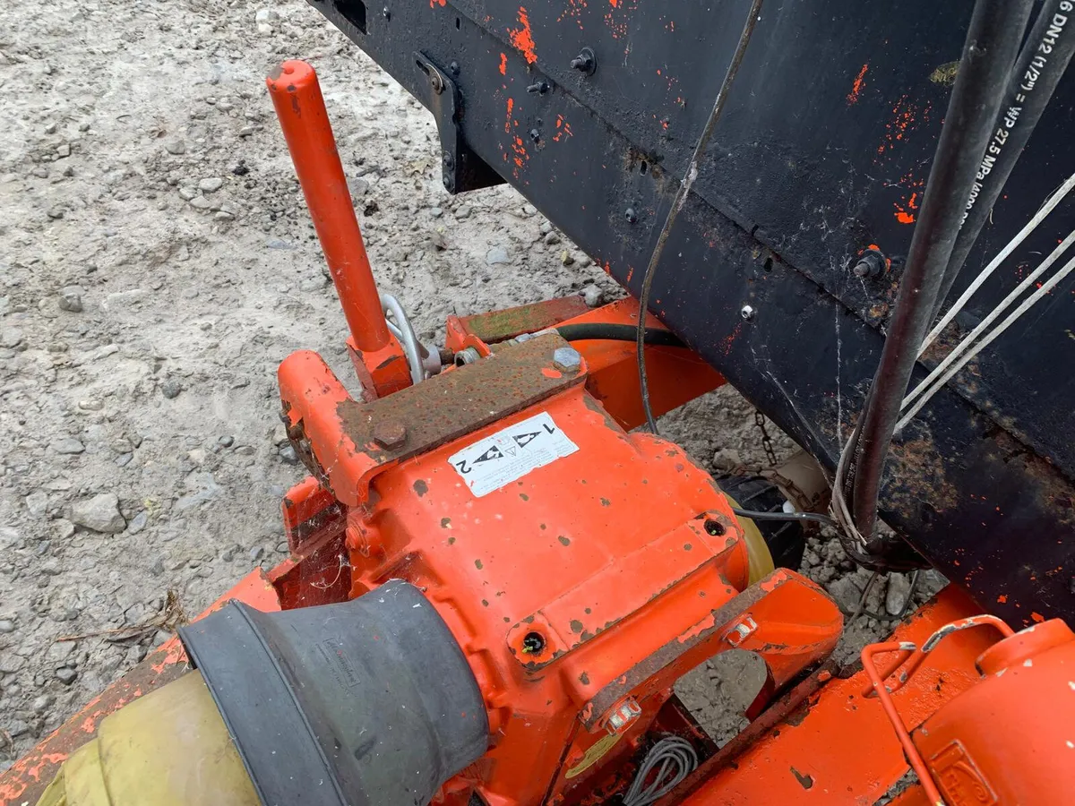 WEST SEKO VMF150 TUB FEEDER - Image 4