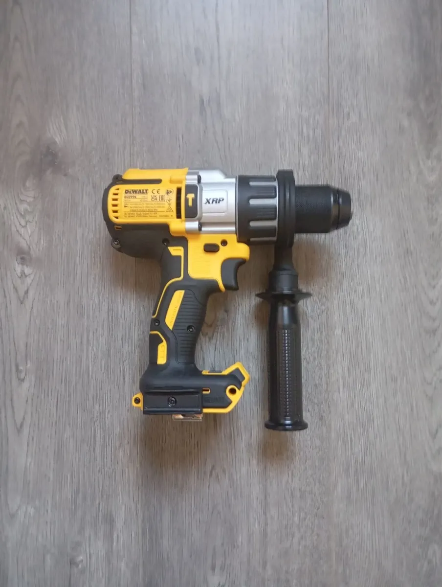 DeWalt dcd996 Combi Drill (New) - Image 2