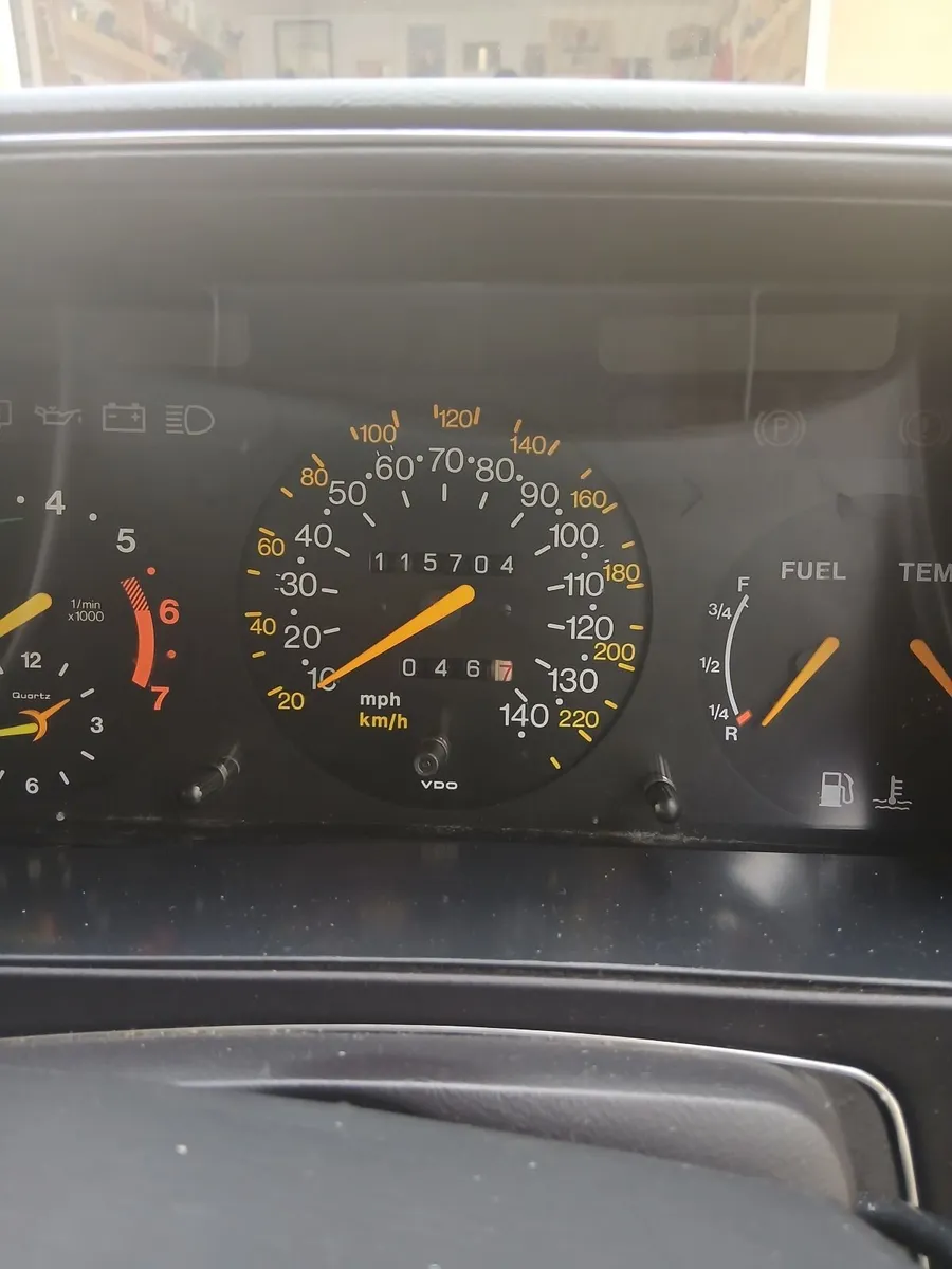 Saab 900 1990 - Image 2