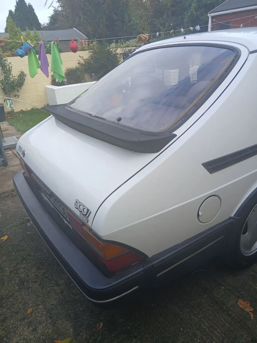 Saab 900 1990 - Image 4