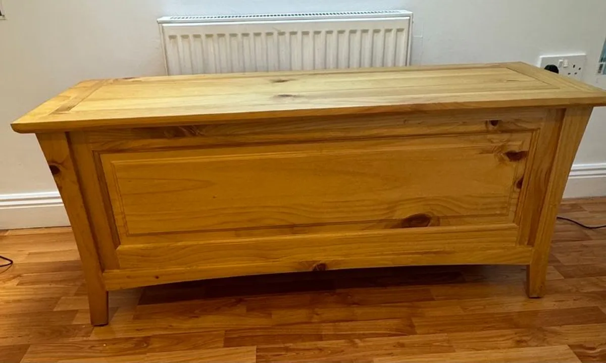 Blanket Chest - Image 1