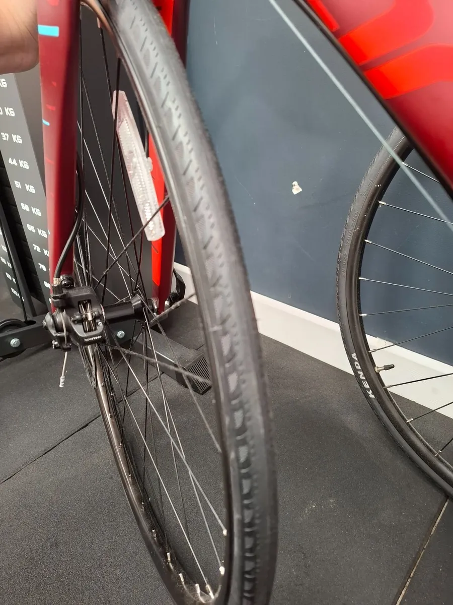 Road bike brand new - Image 2