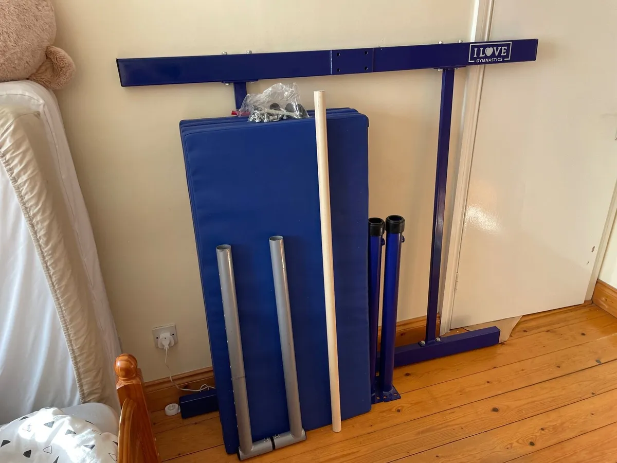 Gymnastics bar - Image 3