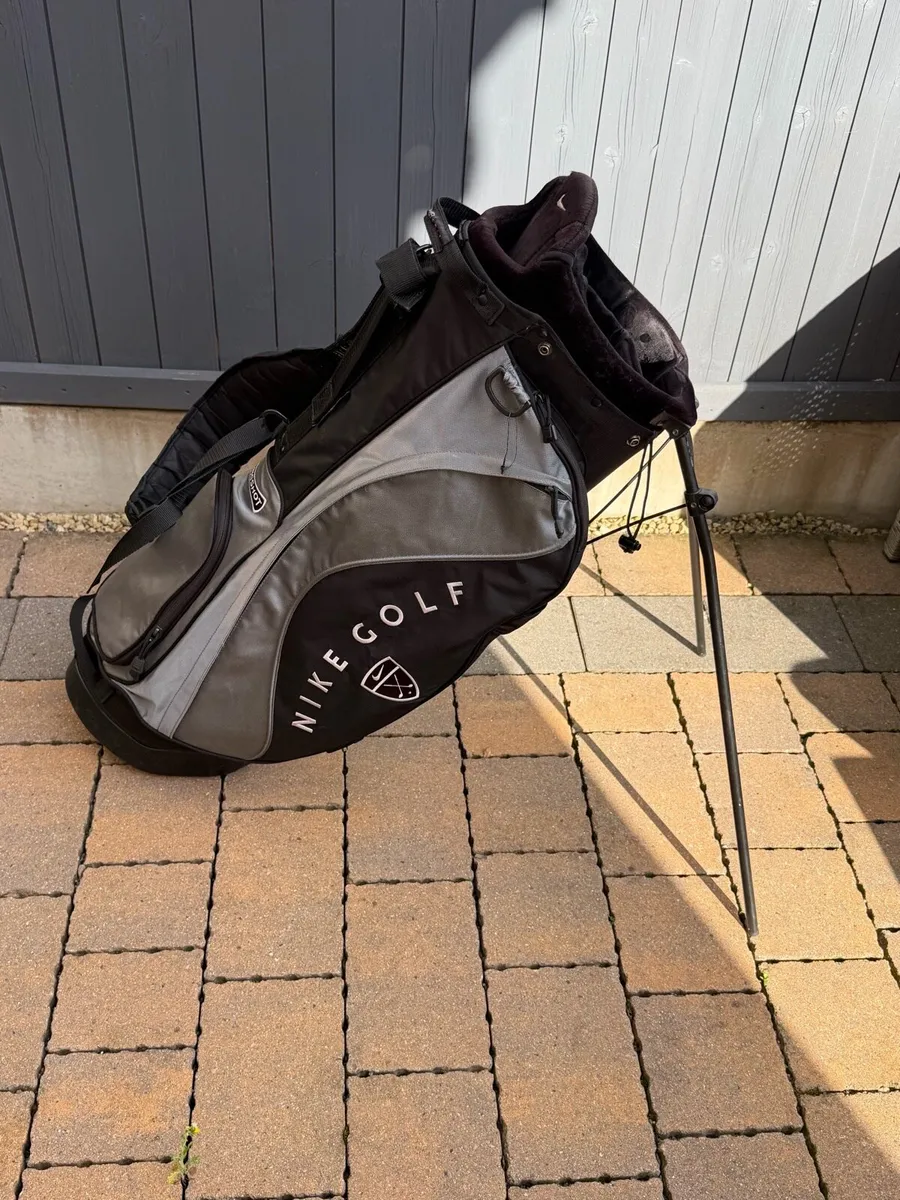 Nike stand golf bag - Image 1