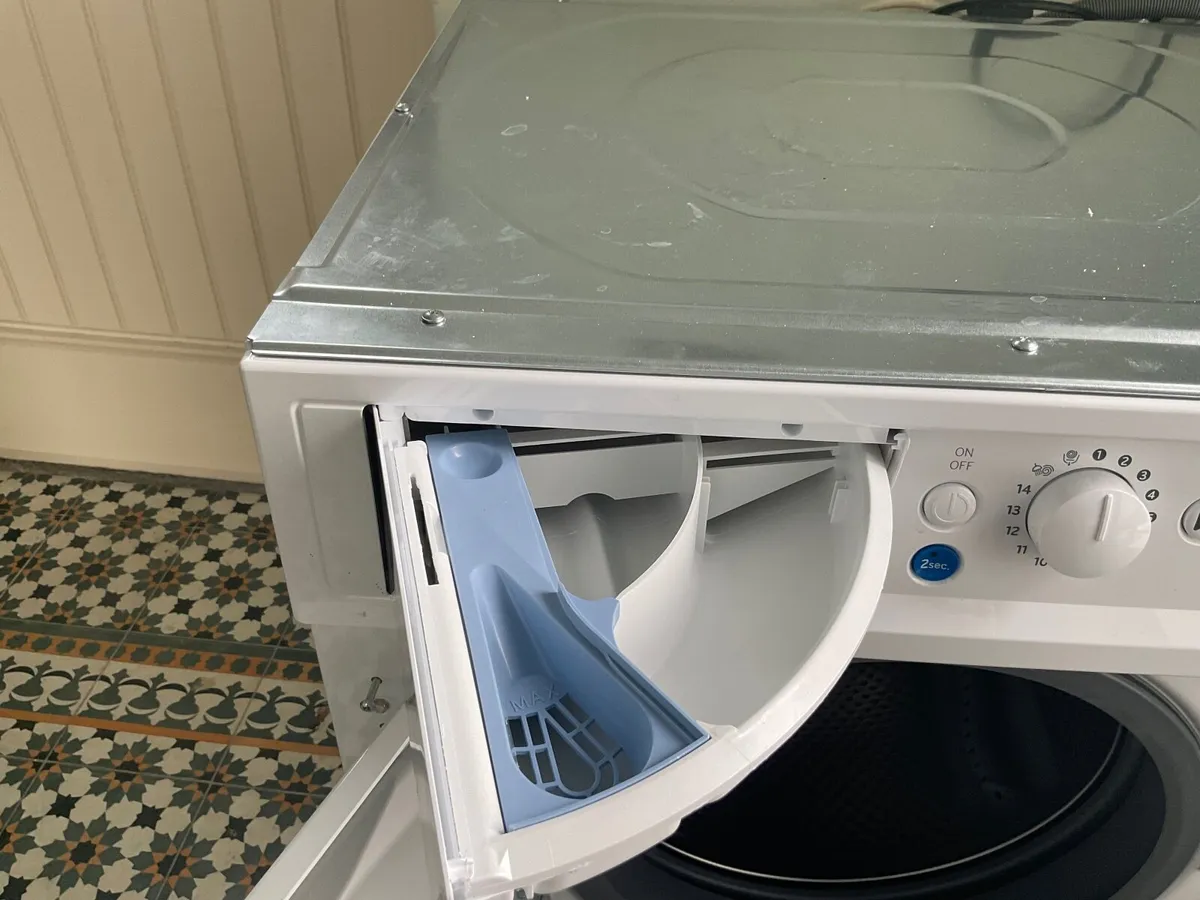 Washing Machine - Image 4