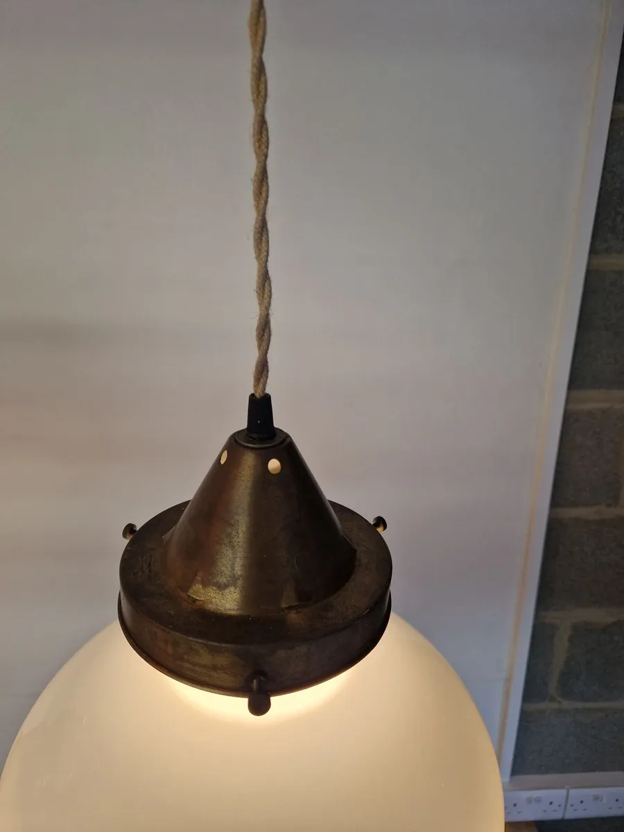 Light - Image 2