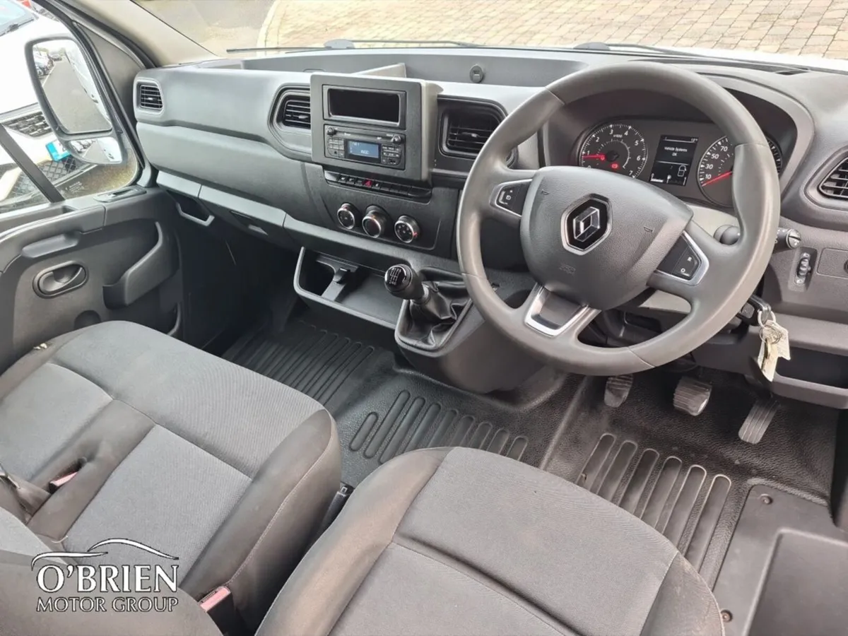 Renault Master MASTER FWD LM35 ENERGY DCI 150 - Image 4