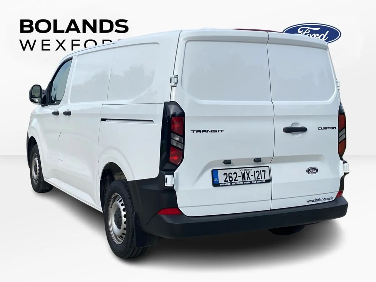 Ford Transit Custom Leader 280 SWB 2.0TD Manual - Image 4