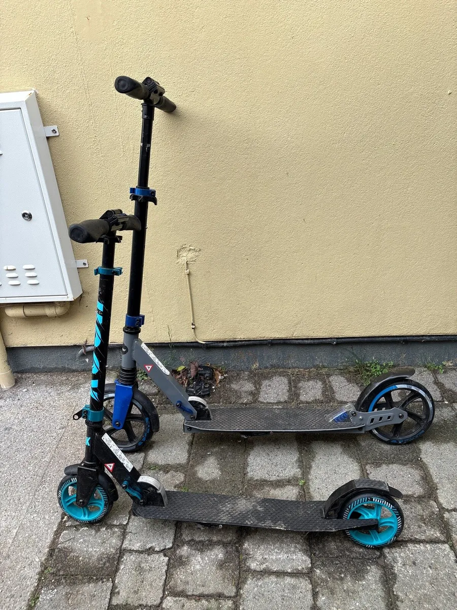 Adult and kids scooter - Image 1