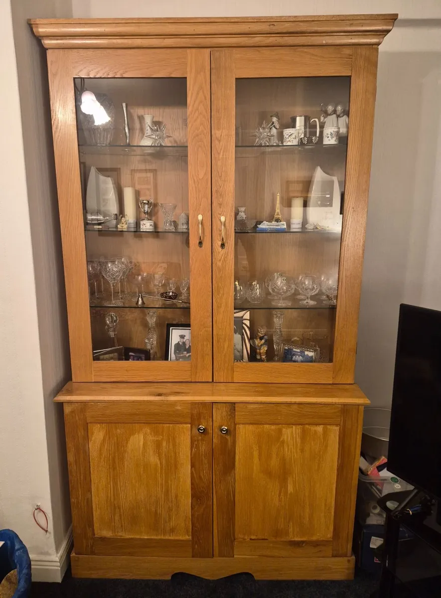 Cabinet - Image 2