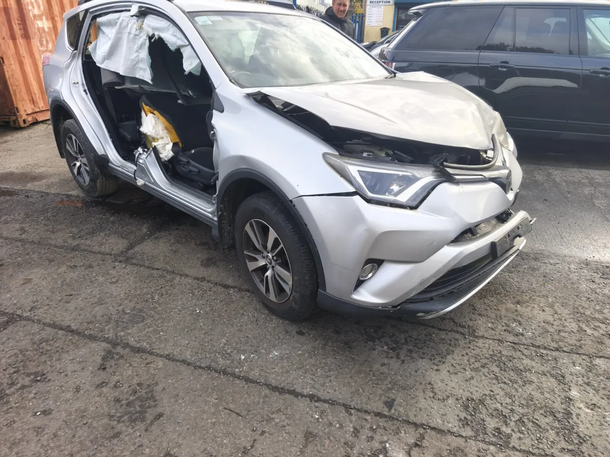 2016 Toyota Rav4 2.0 Diesel For Breaking! - Image 2