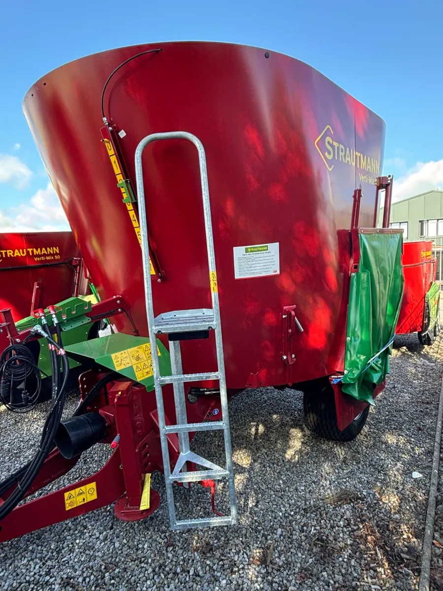 Strautmann VertiMix 120 Professional Tub Feeder - Image 1