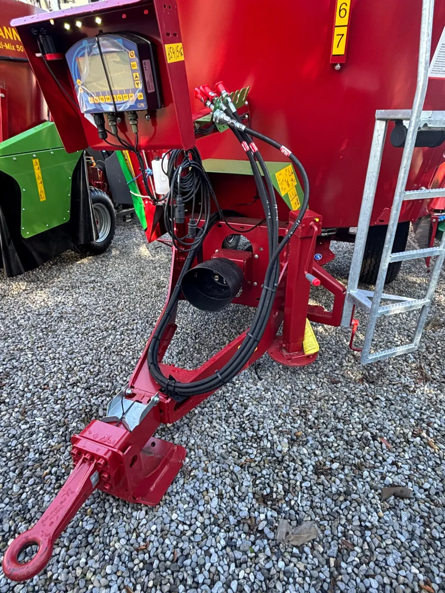 Strautmann VertiMix 120 Professional Tub Feeder - Image 3