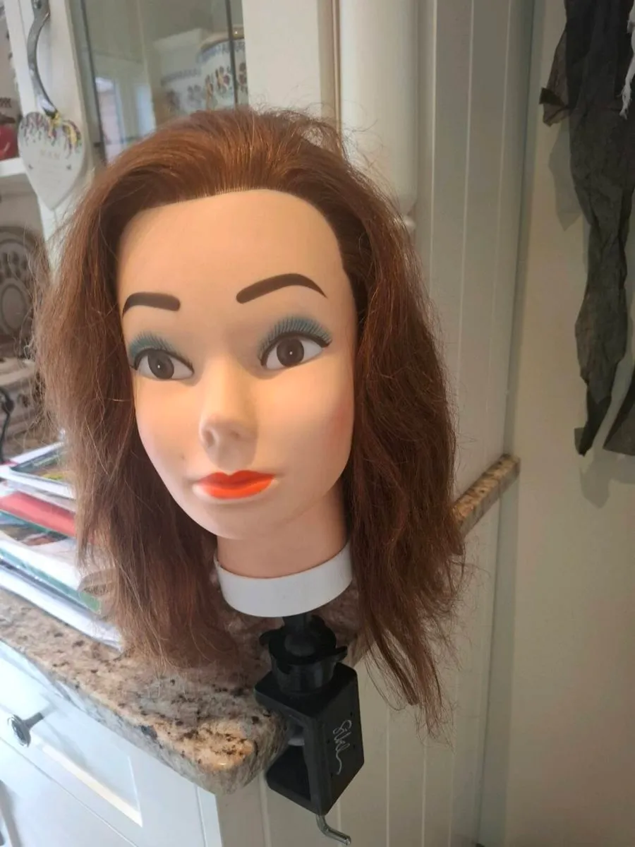 Hair mannequin - Image 4