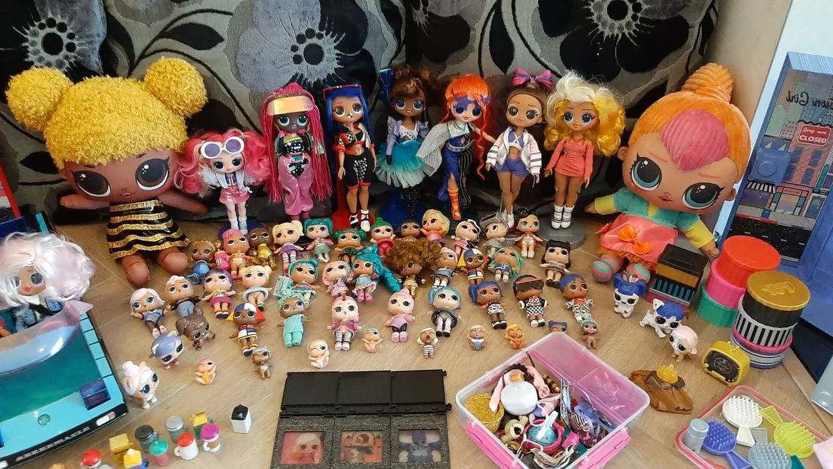 Large LOL Surprise! Toy Bundle - Image 3
