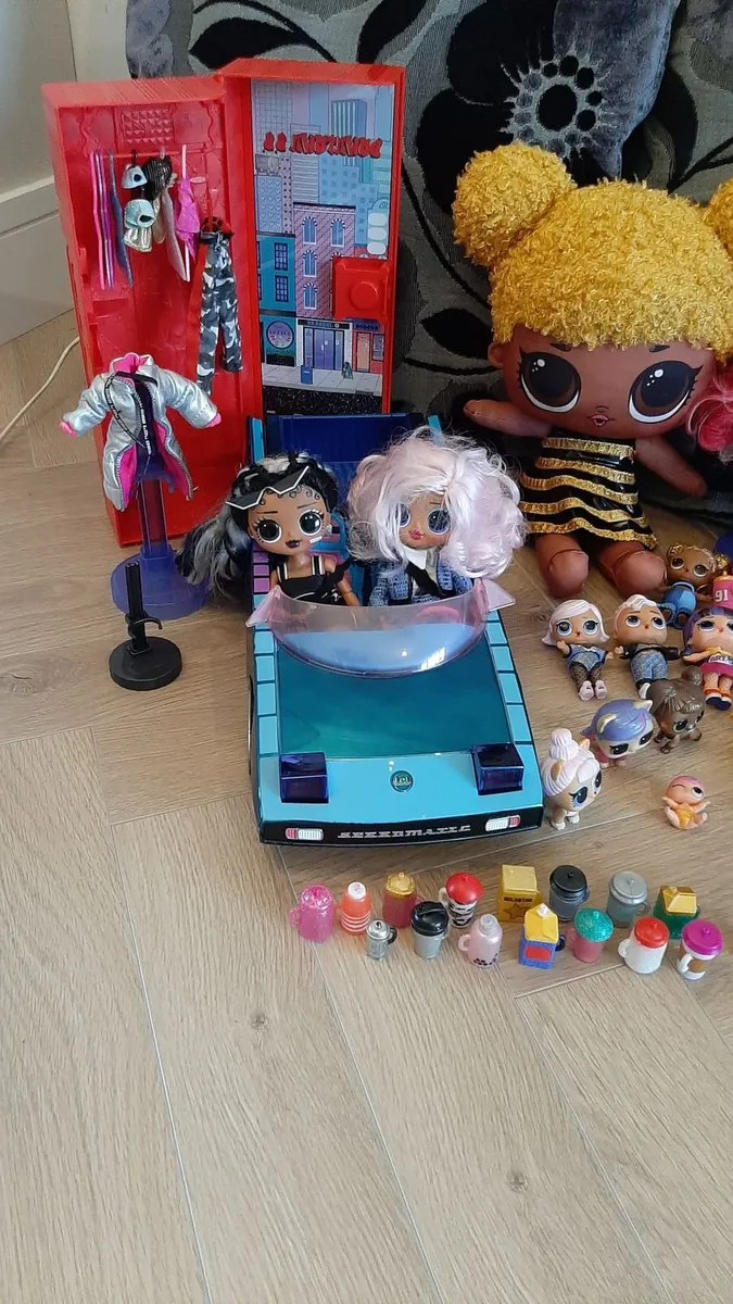 Large LOL Surprise! Toy Bundle - Image 4