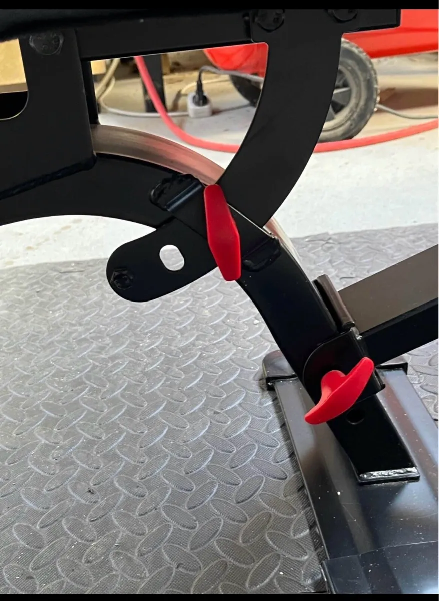 weights and bench - Image 3
