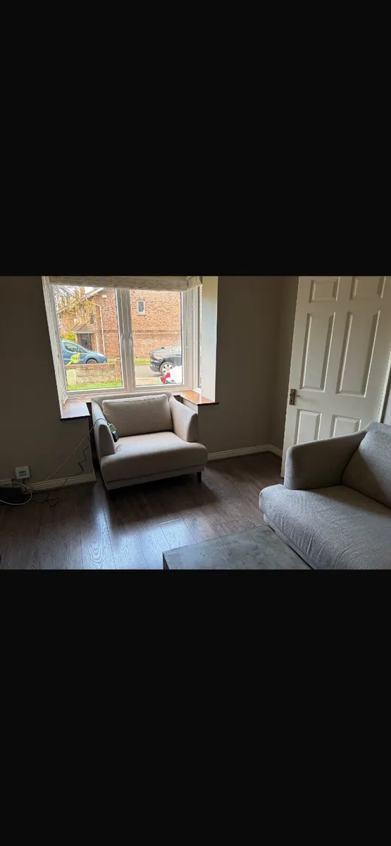 Couch - Image 1