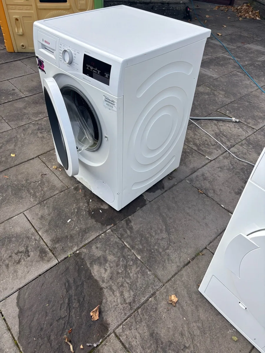 Bosch washing machine and matching dryer - Image 2