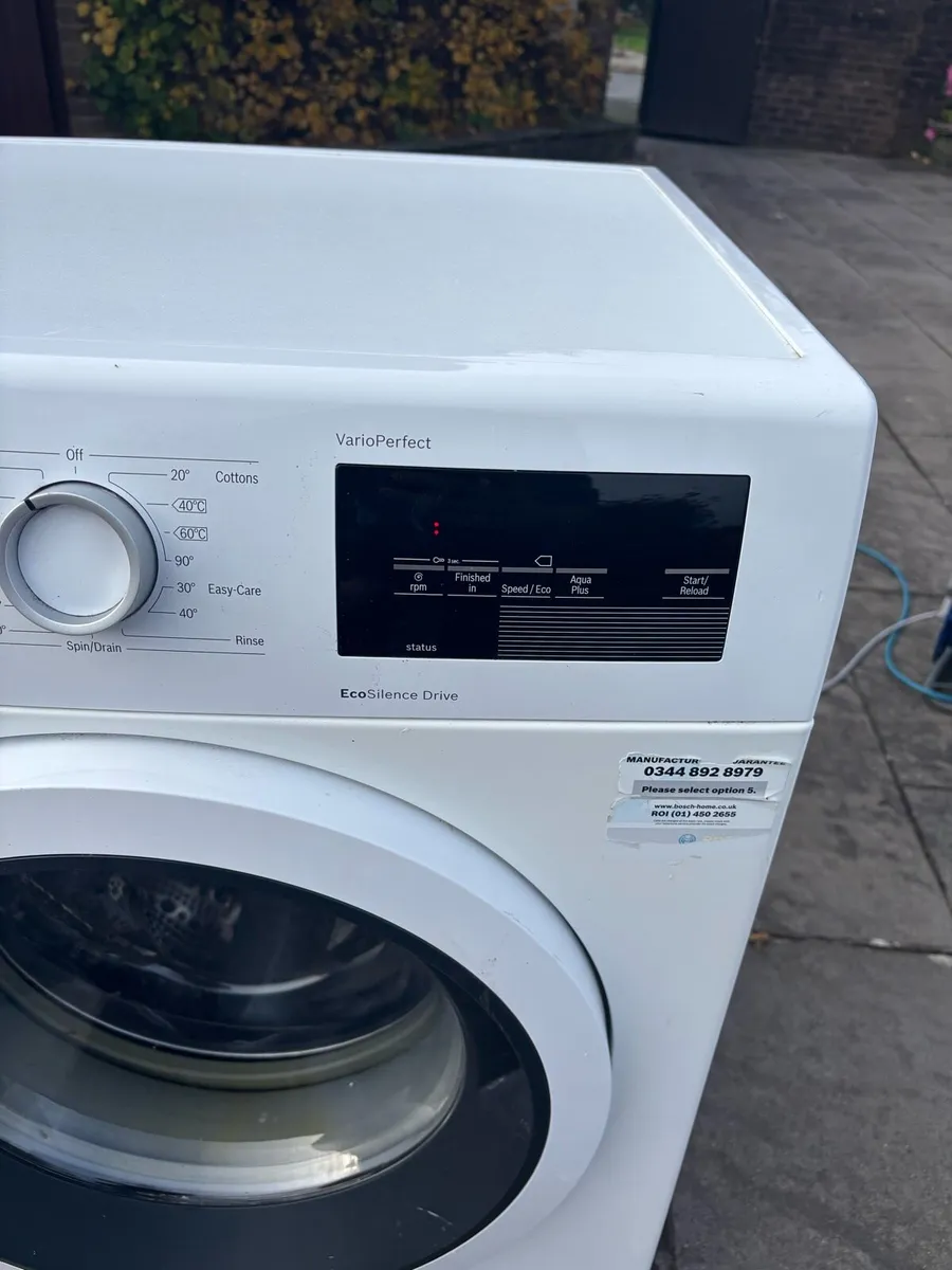 Bosch washing machine and matching dryer - Image 4