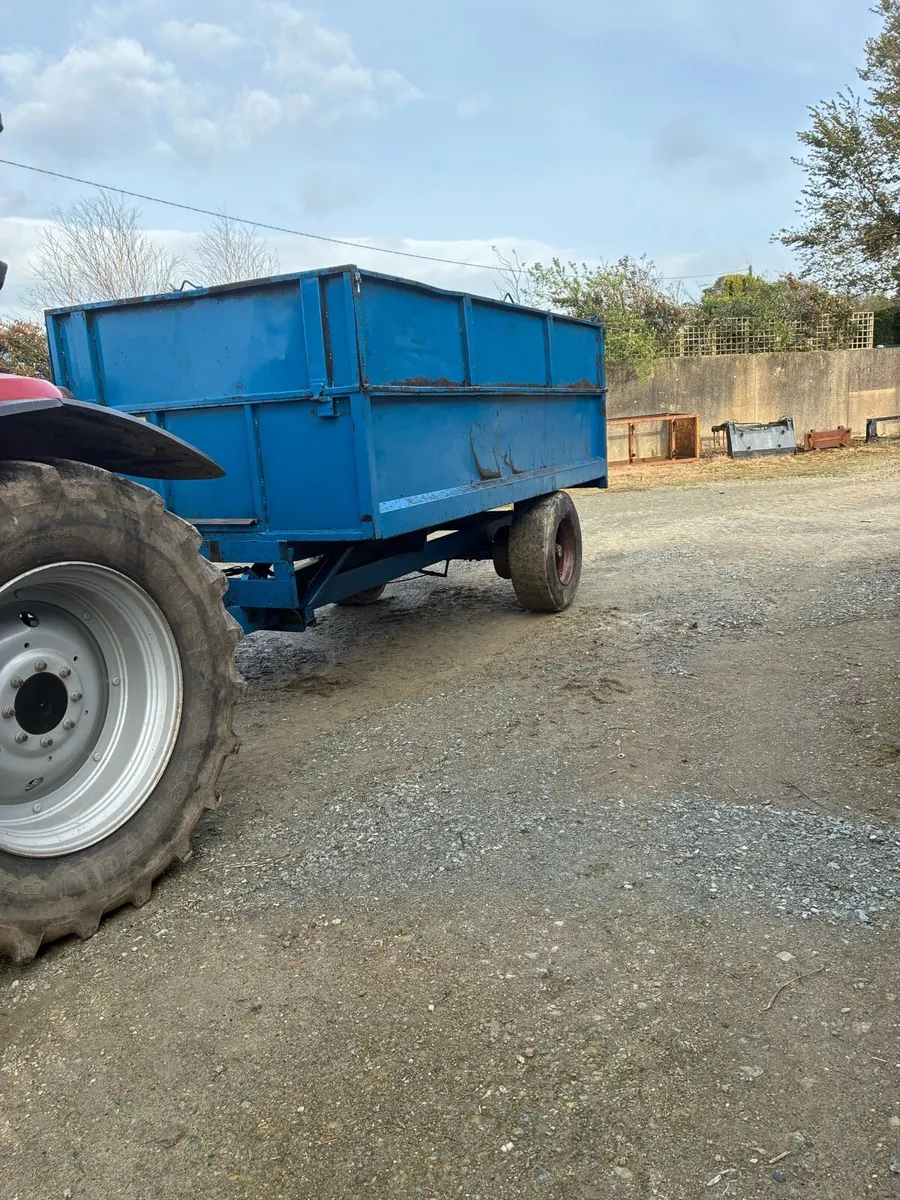 15 ft tipping trailer - Image 1