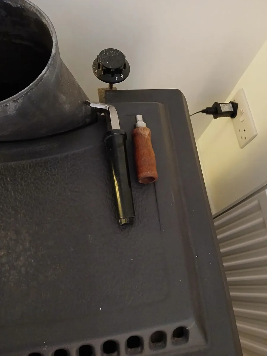 Stanley Erin  Stove with Boiler - Image 2