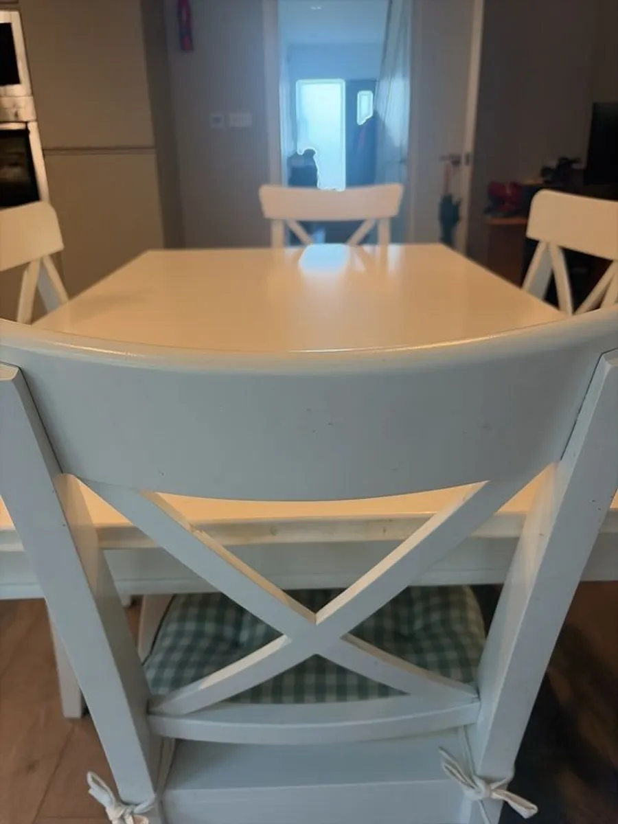 Kitchen Dining Table and 4 Chairs - Extendable Table - Image 4