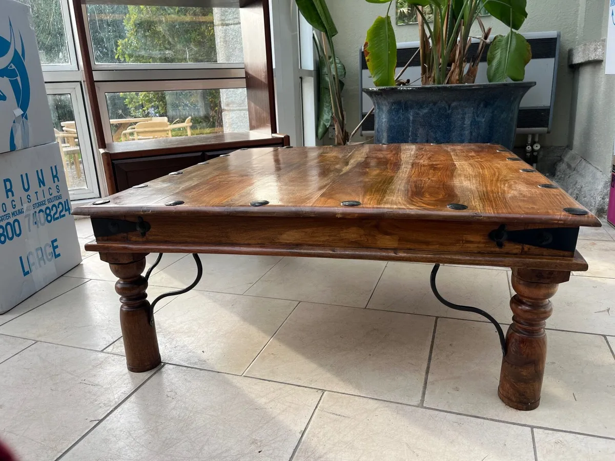 Solid wood Coffee table - Image 1
