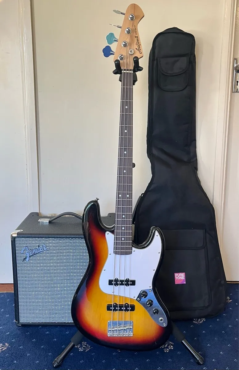 Aria Pro II Bass Fender Rumble 25 Amp Bag & Stand - Image 1