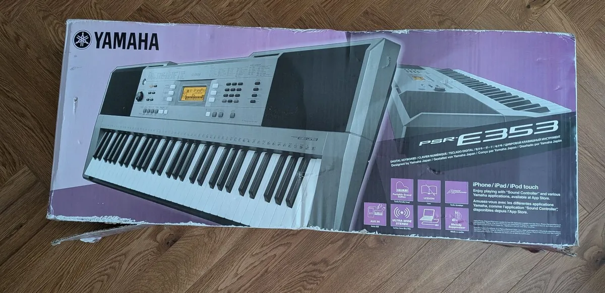 Yamaha PSR e353 Keyboard and stand. - Image 3