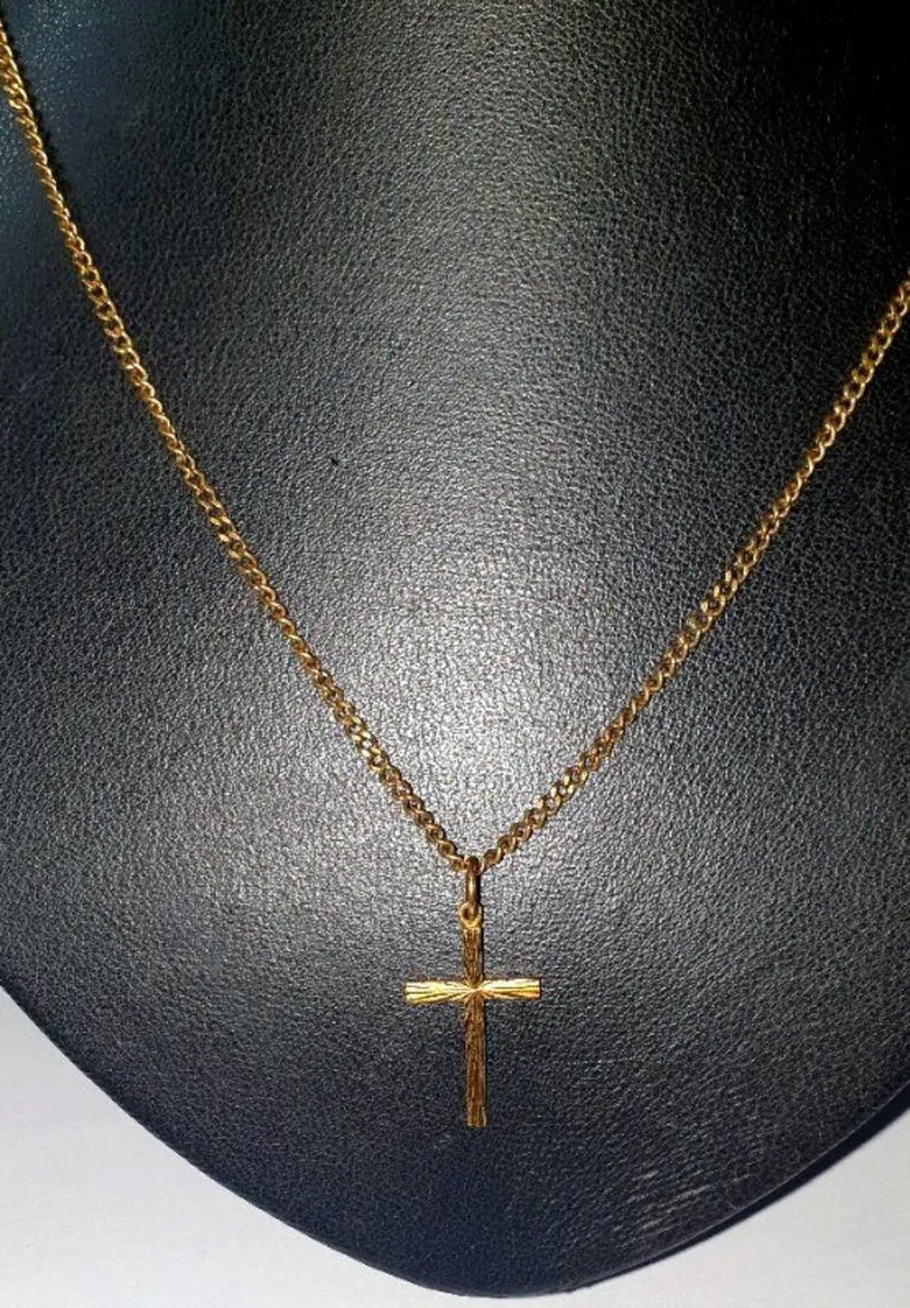 Pristine Vintage 9ct Gold Cross/Curb Chain - Image 1