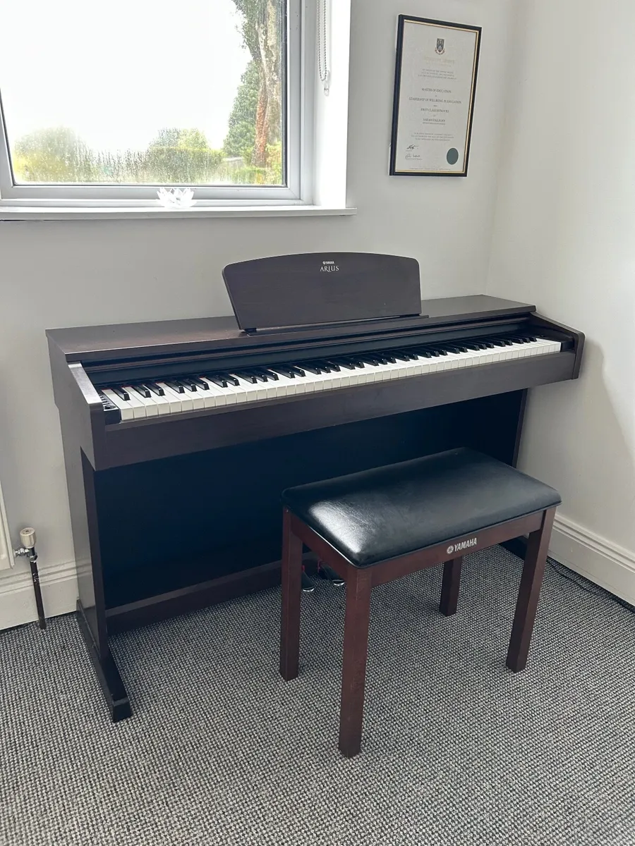 Yamaha Arius YDP-140 digital piano - Image 1