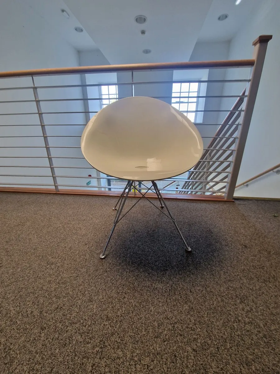 Pair of Philippe Starck Eros Chairs – Kartell - Image 2
