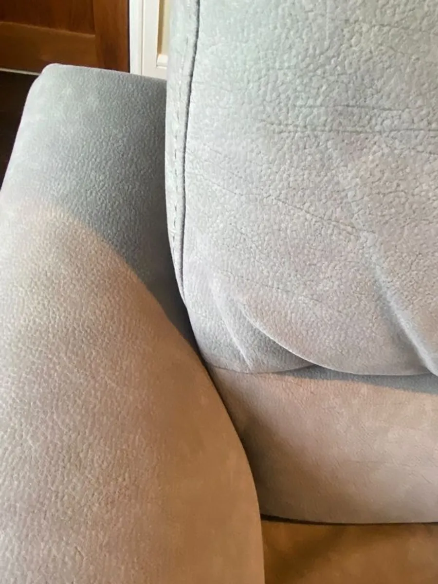 Couch (3 seater) - Image 3