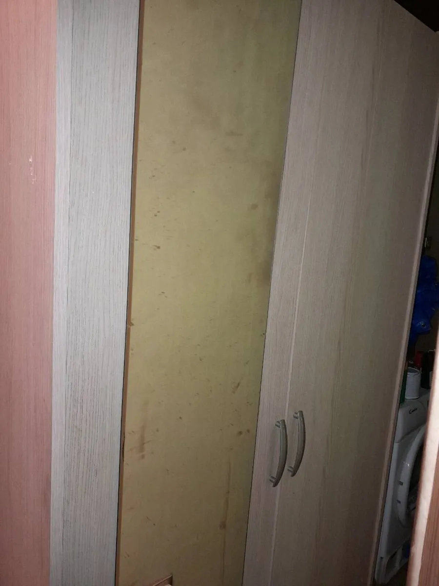 Quality double wardrobe - Image 1
