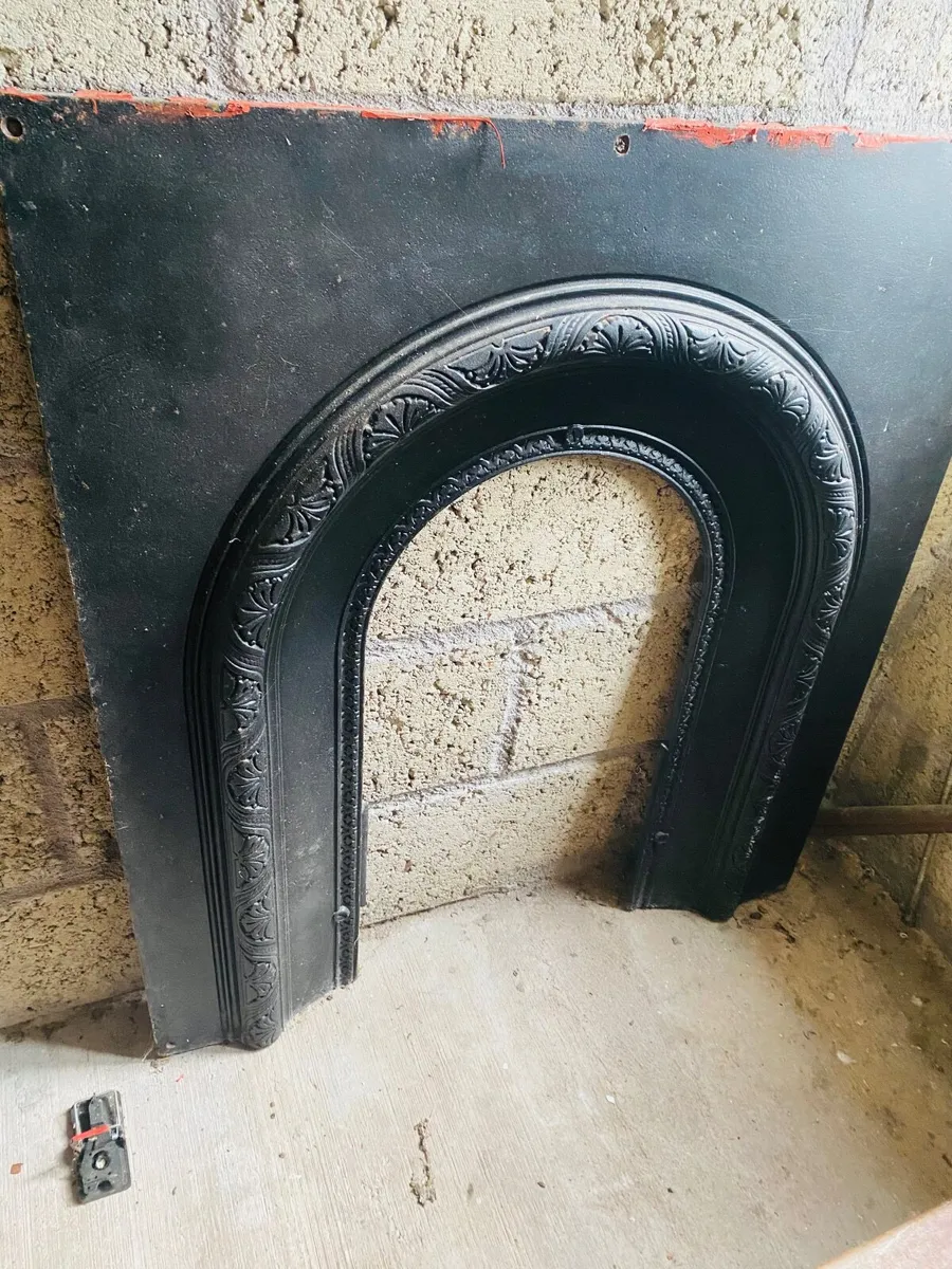 Fire surround - Image 1