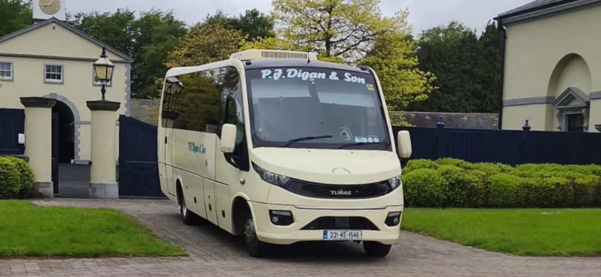2022 Turas  700 30 seater low klms - Image 1