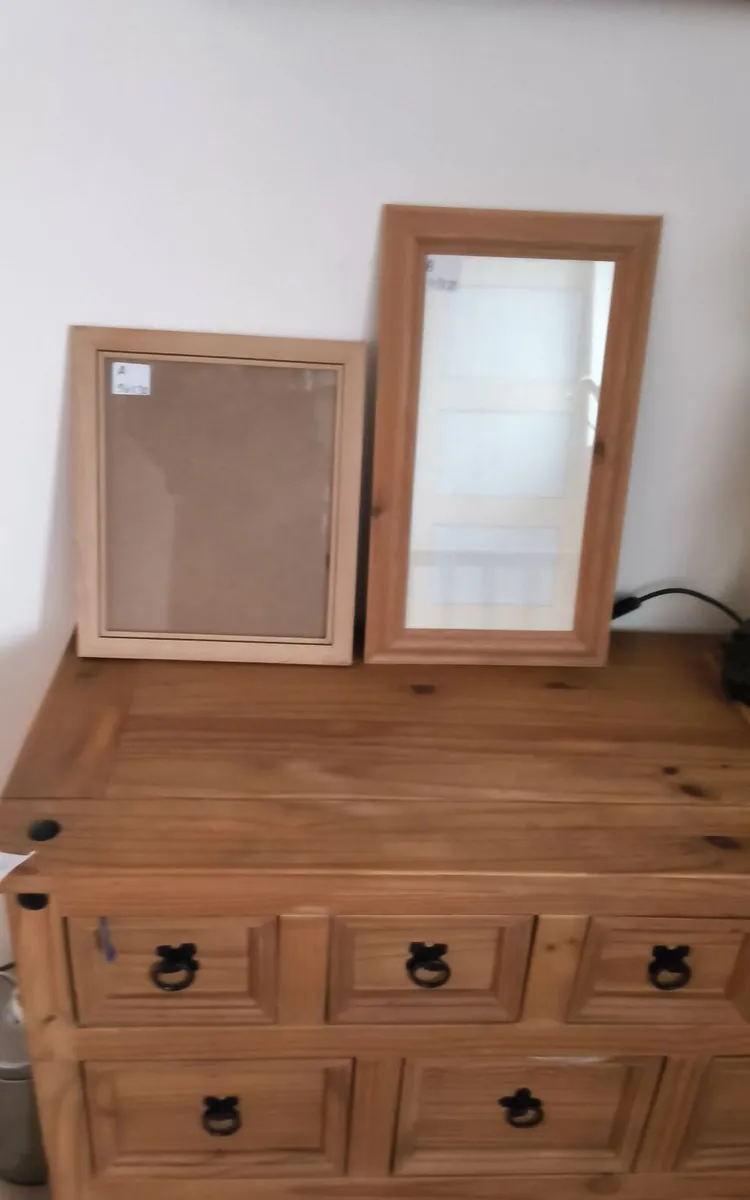 brand new large picture frames. Sizes are in the p - Image 1
